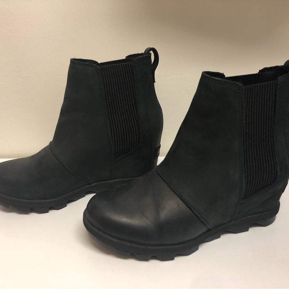 SOREL Joan of Artic waterproof wedge booties
